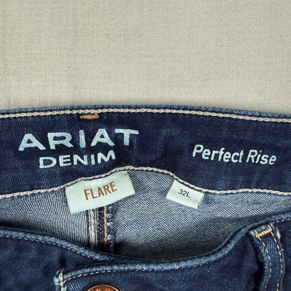Ariat Denim Perfect Rise Flare Jeans Women 32L Whiskered 34x34 Cowgirl Stretch - Picture 7 of 9